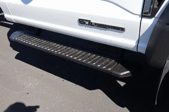 2026 Ford F-550 photo 15