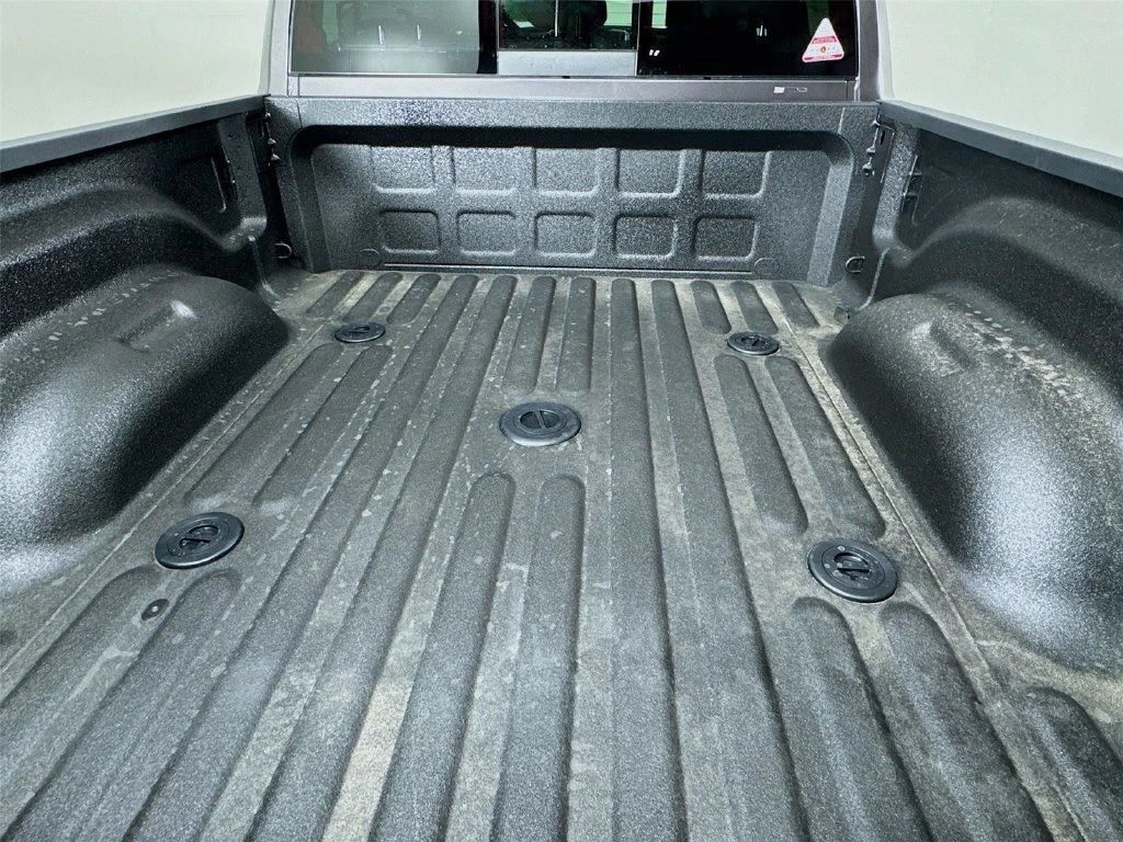 2026 RAM 3500 Laramie - Photo 27
