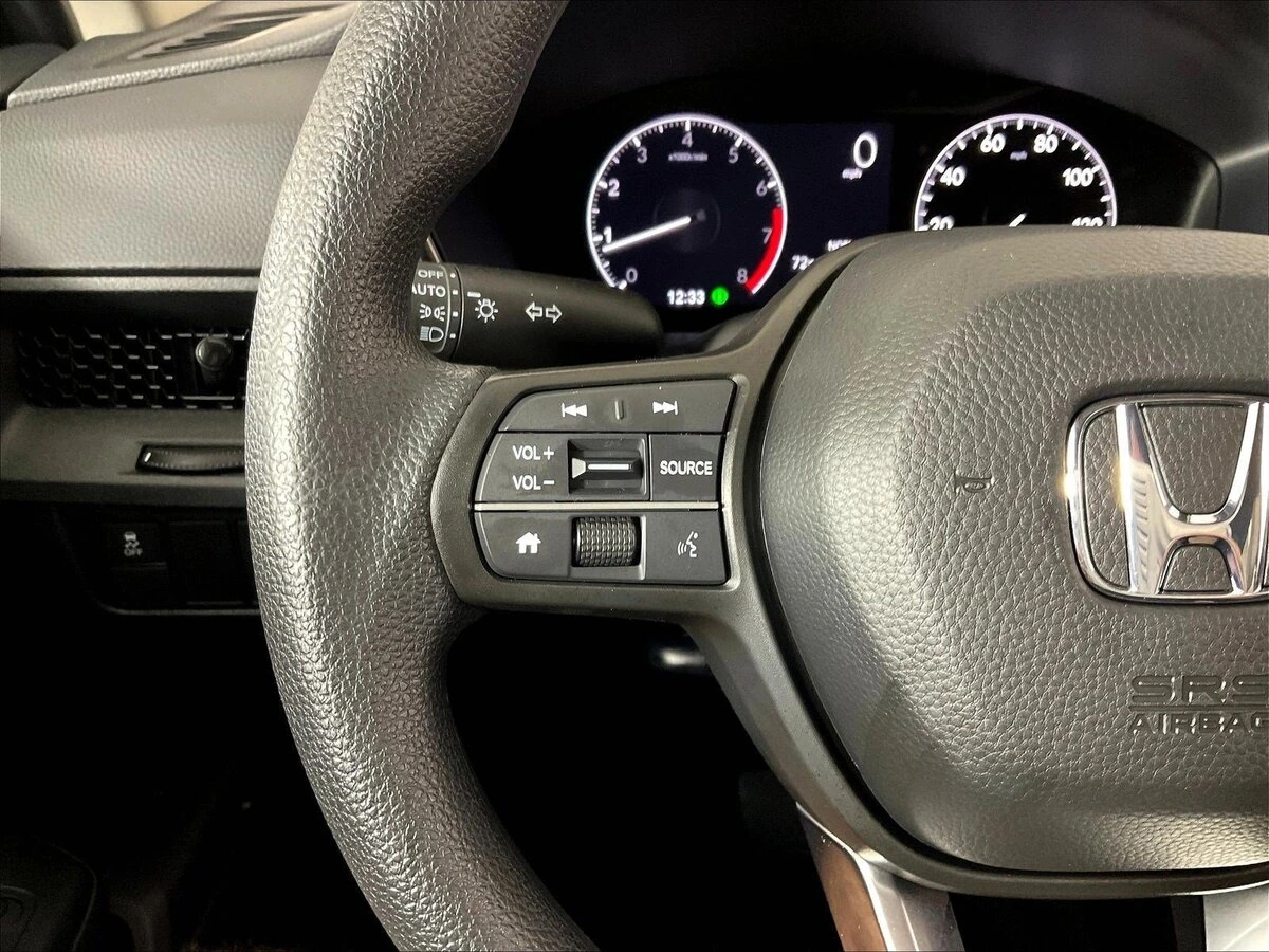 2025 Honda CR-V LX - Photo 11