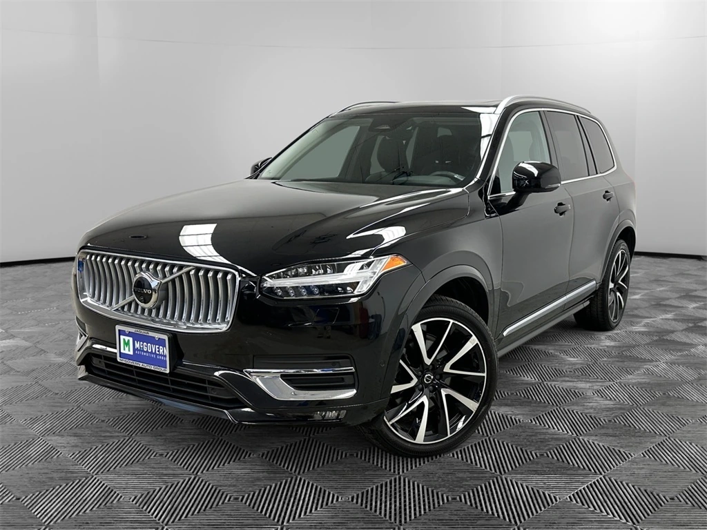 2023 Volvo - image 1