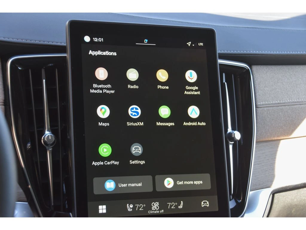 2026 Volvo - image 21