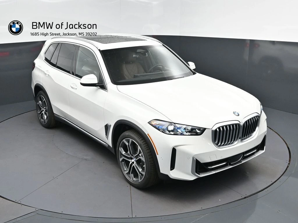 2026 BMW X5 sDrive40i's photo