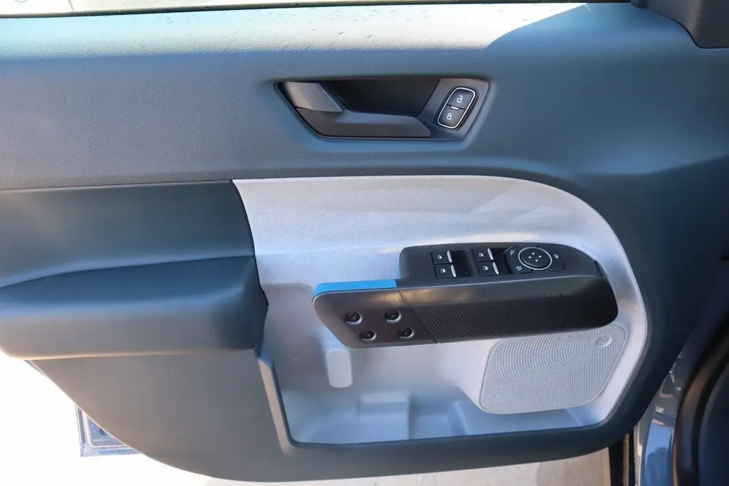 2025 Ford Maverick XLT photo 14