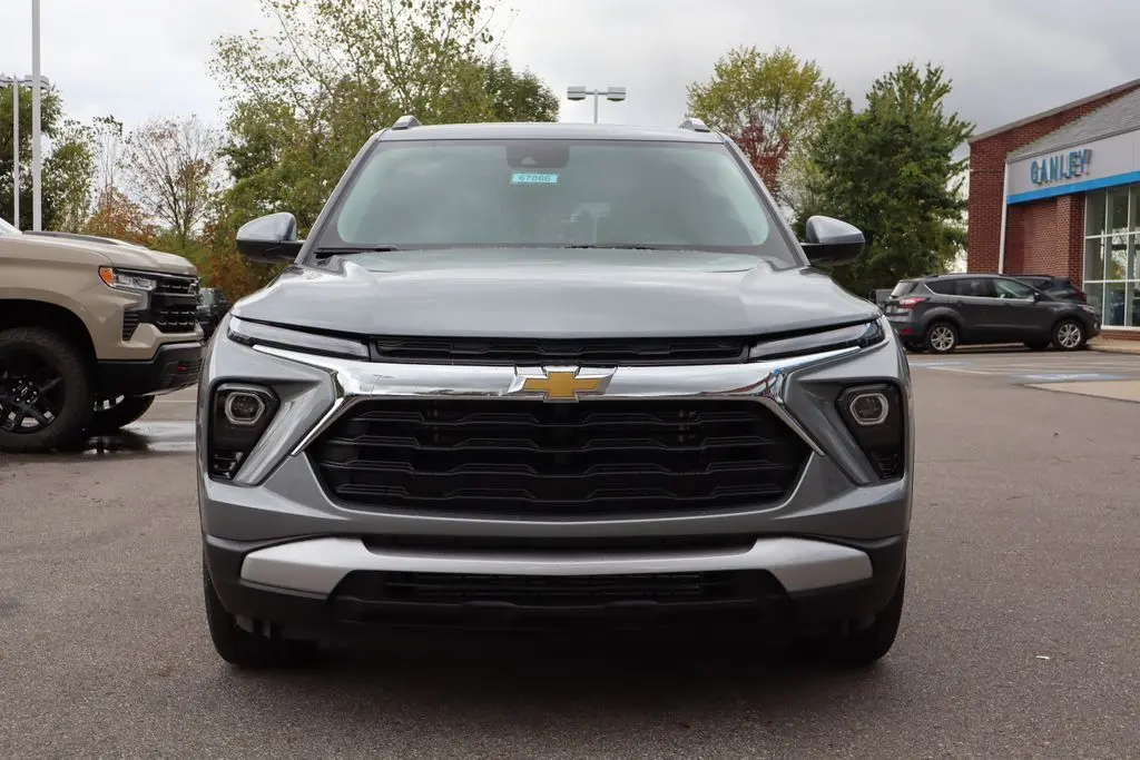 2026 Chevrolet Trailblazer LT photo 4