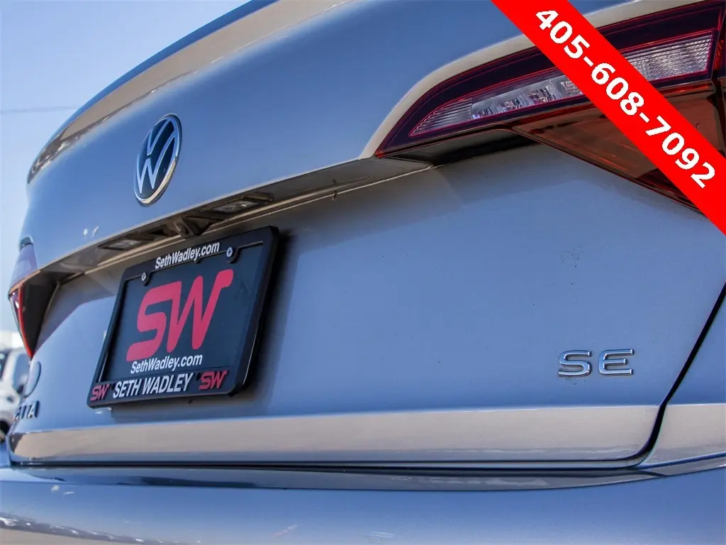 2022 Volkswagen Jetta 1.5T SE photo 7