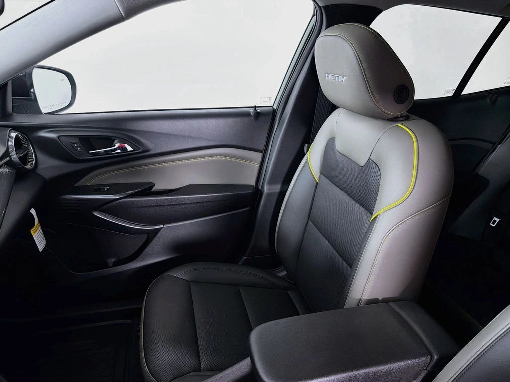 2026 Chevrolet Trax Activ - Photo 23