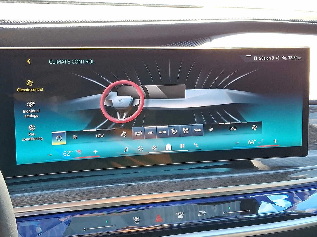 2024 BMW i7 Base - Photo 16