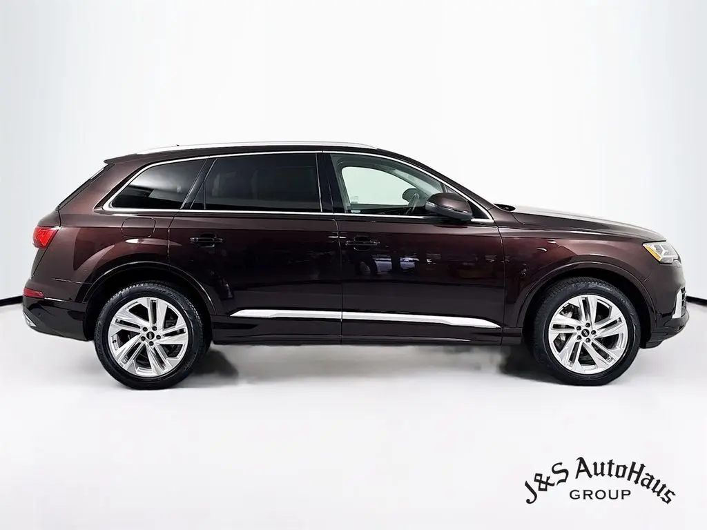 2022 Audi Q7 55 Premium Plus photo 8