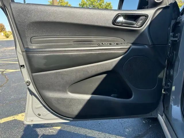 2022 Dodge Durango R/T photo 17