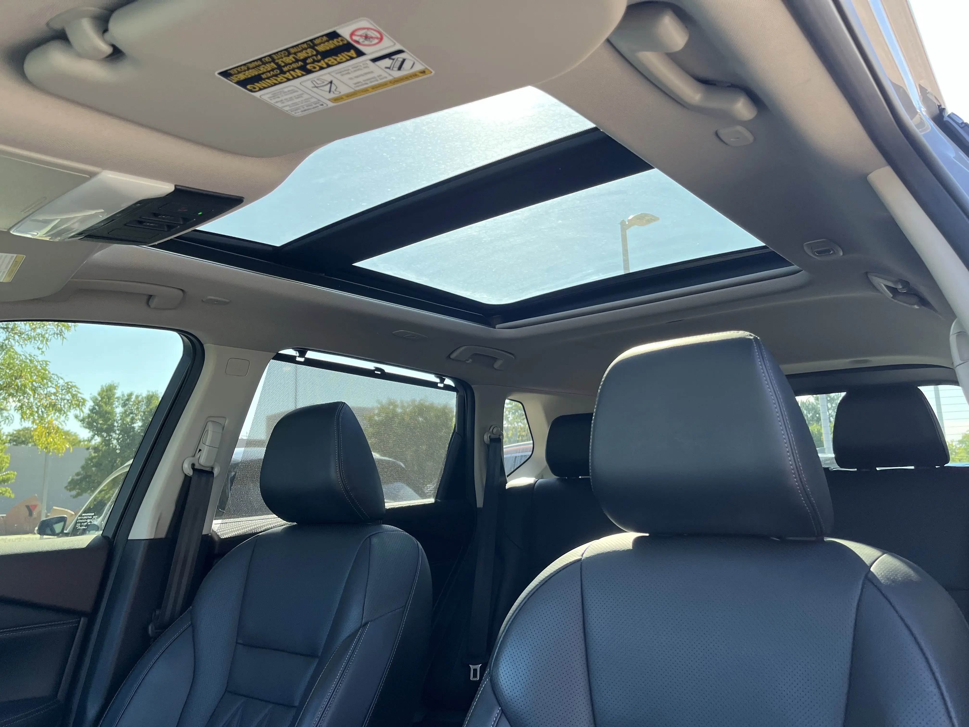 2022 Nissan Rogue Platinum photo 5
