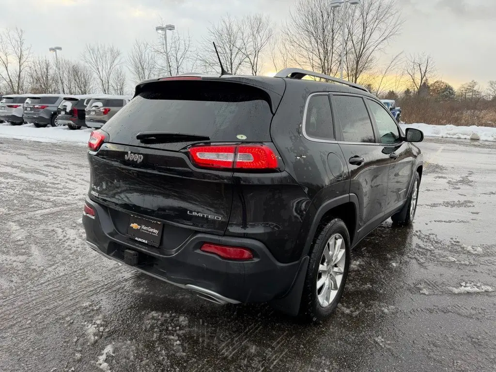 2015 Jeep Cherokee Limited photo 4