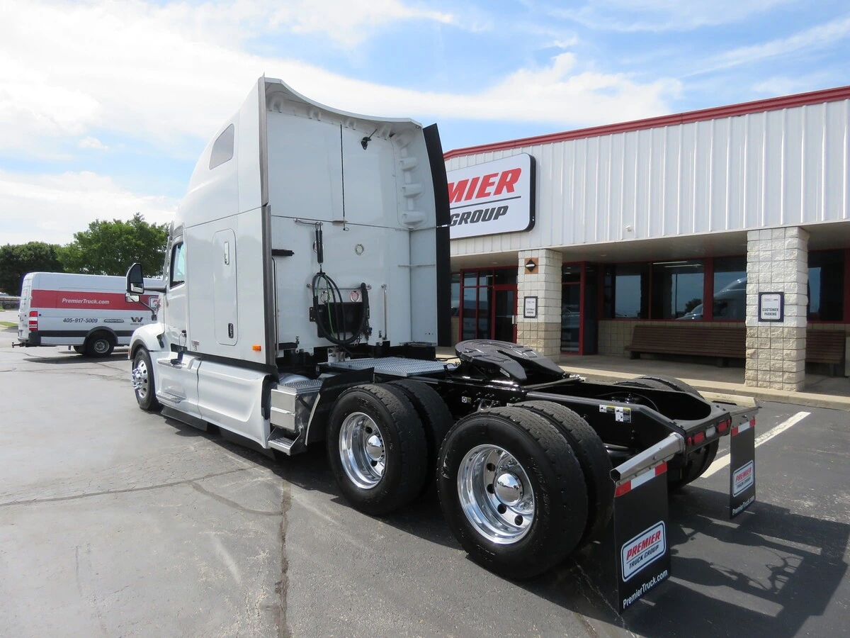 2024 Peterbilt 579 — photo 3