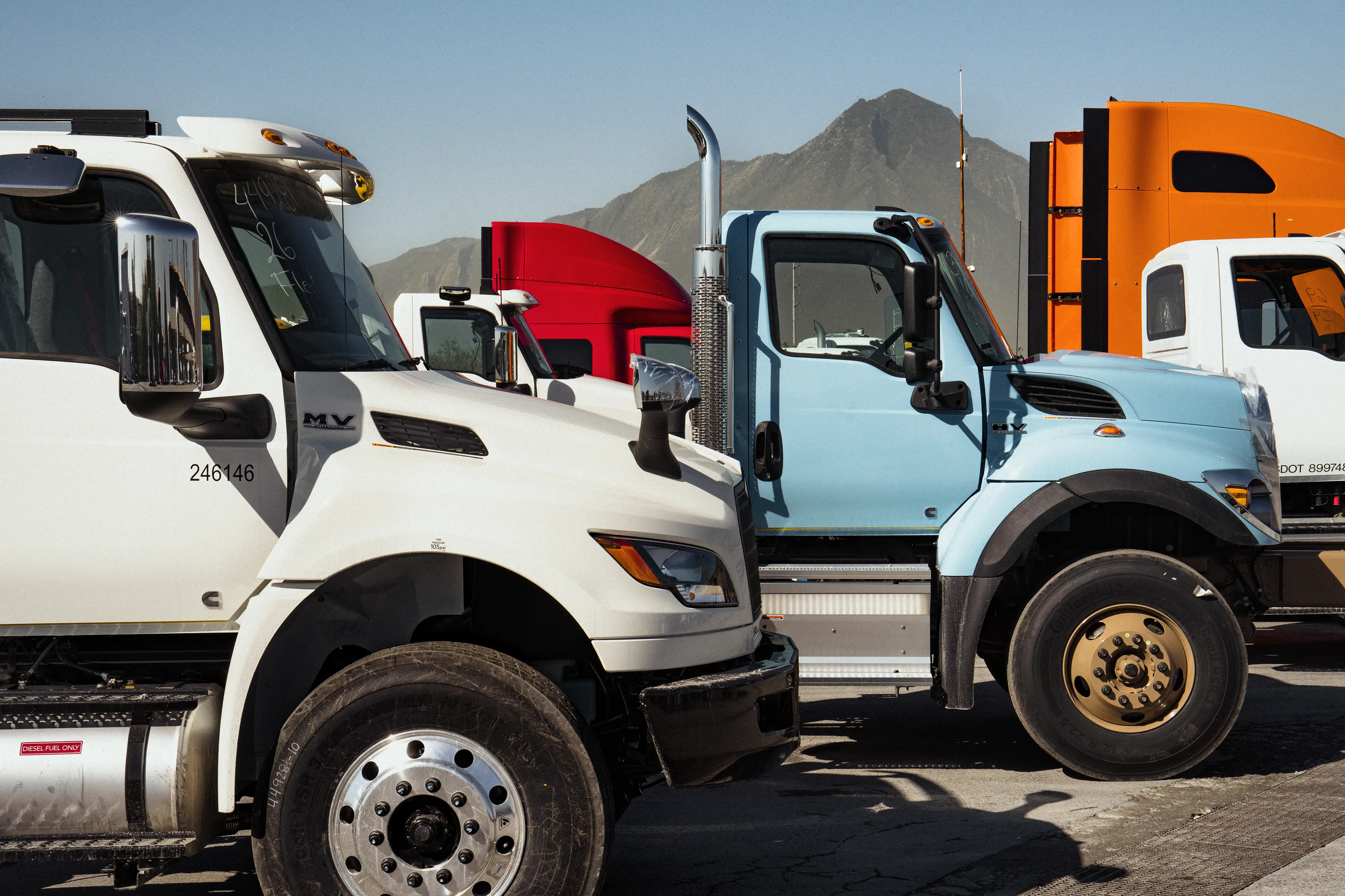 New International Truck Grill from Lakeside International Trucks