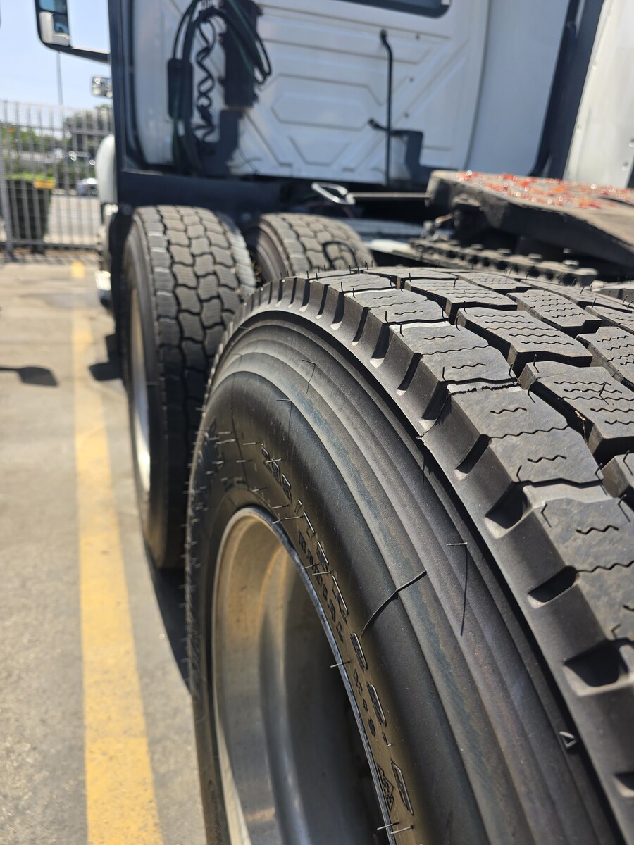 2021 International LT in CA — photo 6