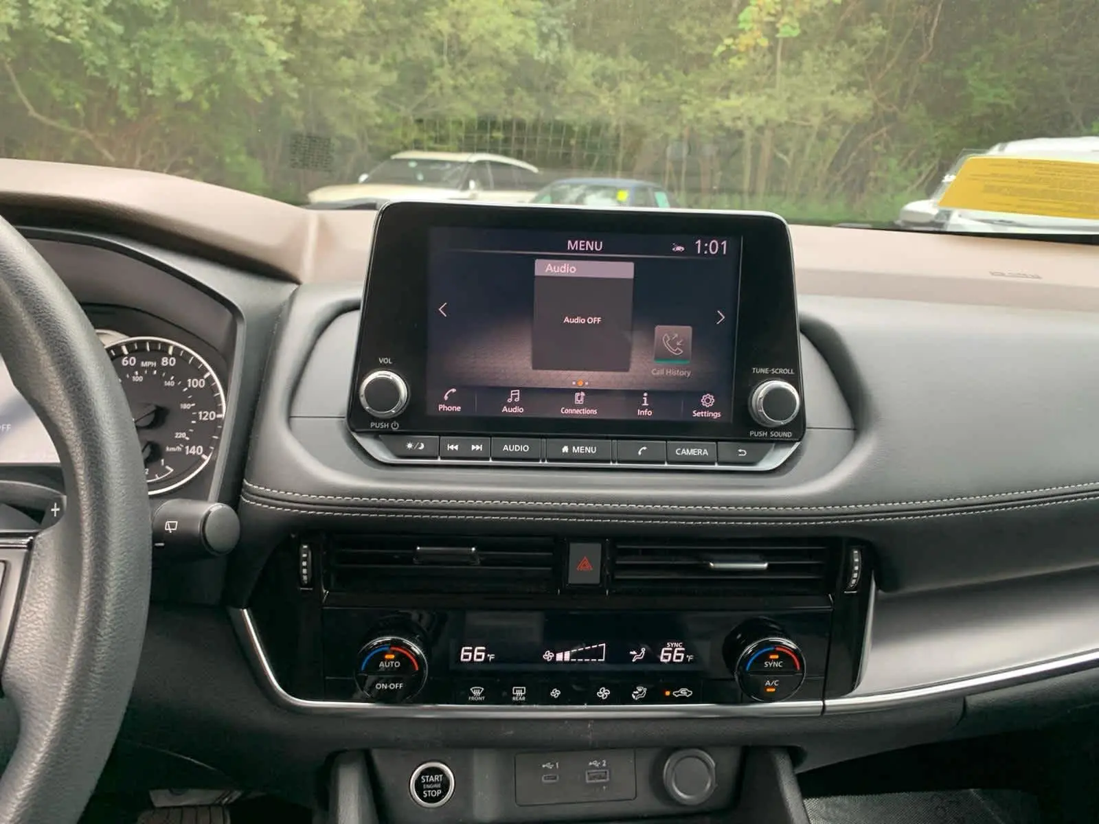 2021 Nissan Rogue SV photo 23