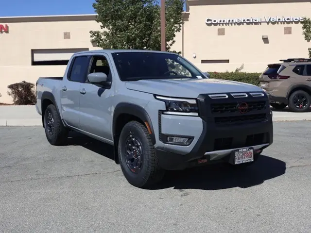 2026 Nissan Frontier PRO-X's photo