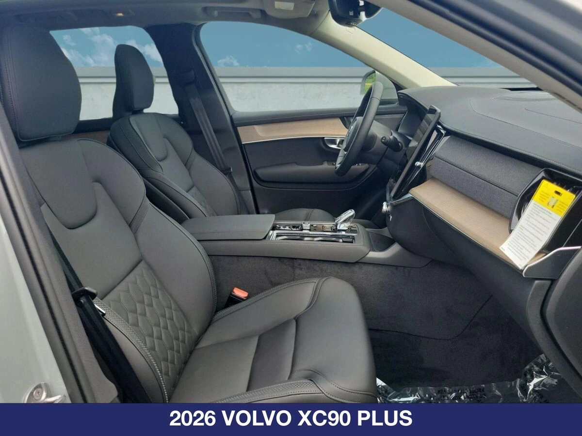 2026 Volvo XC90 Plus - Photo 29