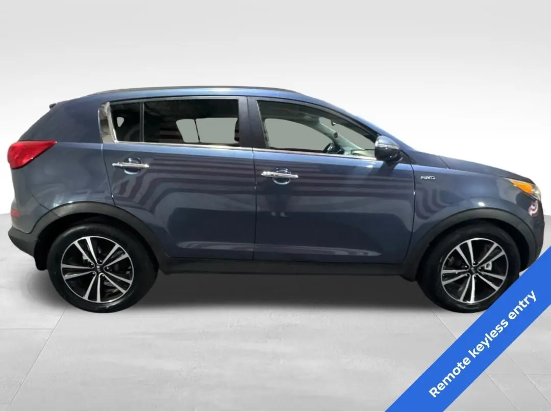 2015 Kia Sportage SX photo 4