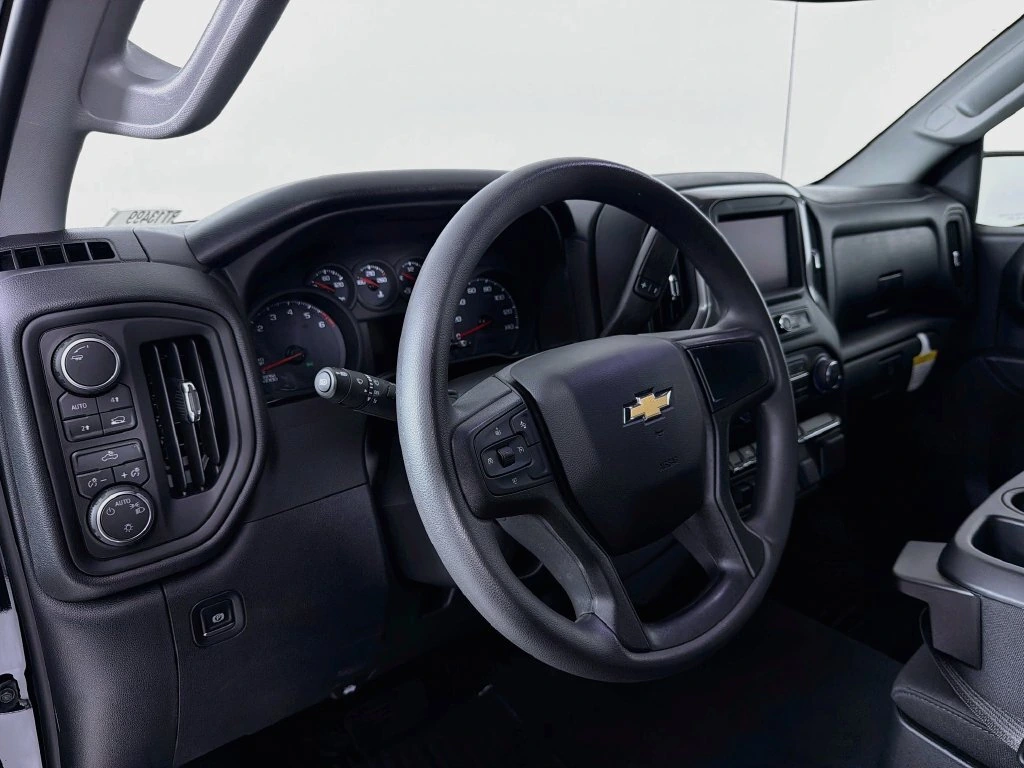 2026 Chevrolet Silverado 1500 Custom - Photo 8
