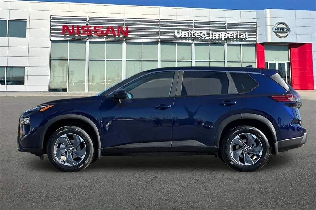 2026 Nissan Rogue SV photo 6