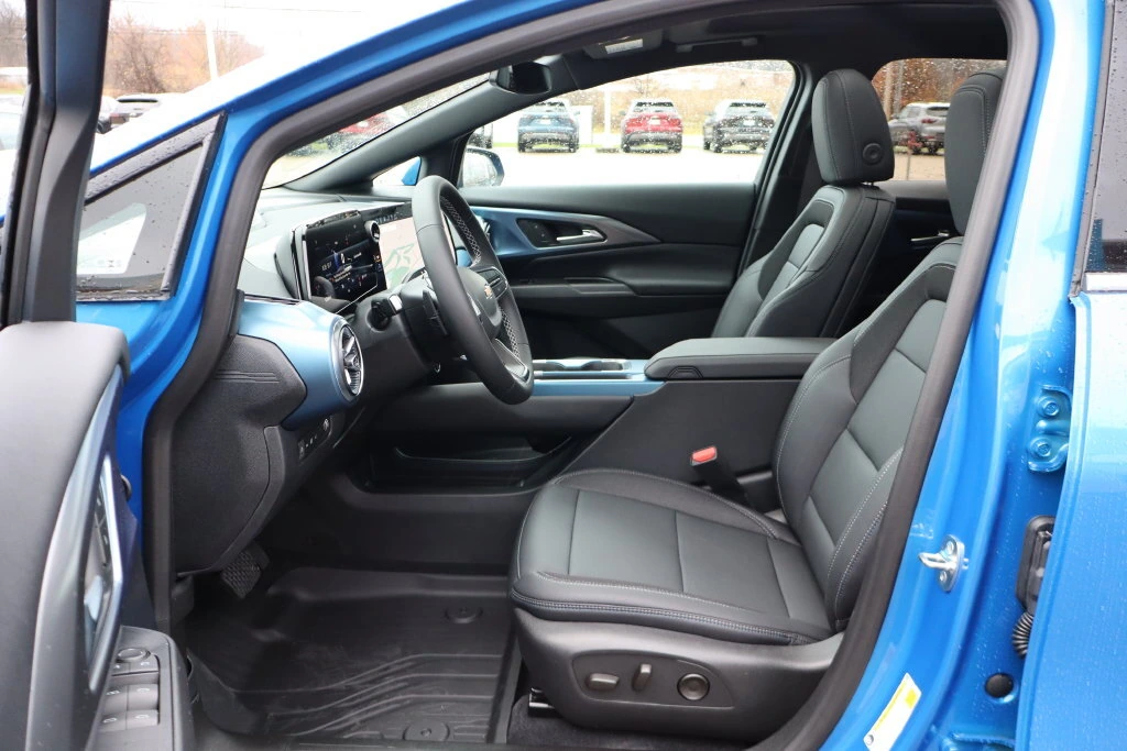 2026 Chevrolet Equinox EV 2LT - Photo 13