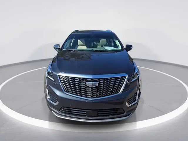 2023 Cadillac XT5 Premium Luxury photo 3