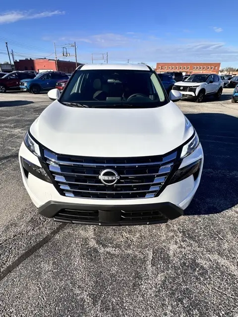 2026 Nissan Rogue SV photo 2