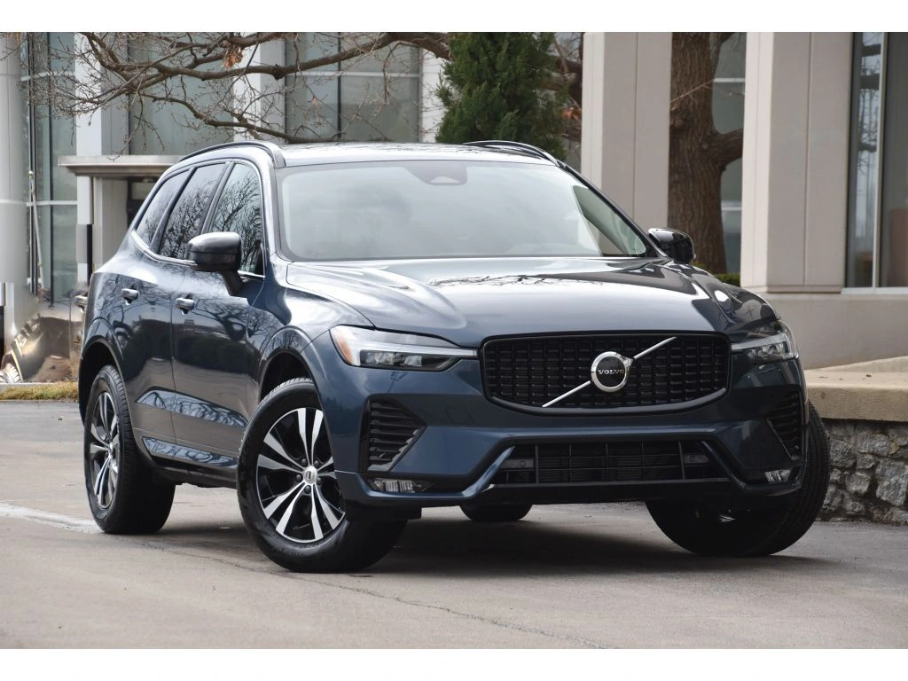 2025 Volvo - image 1