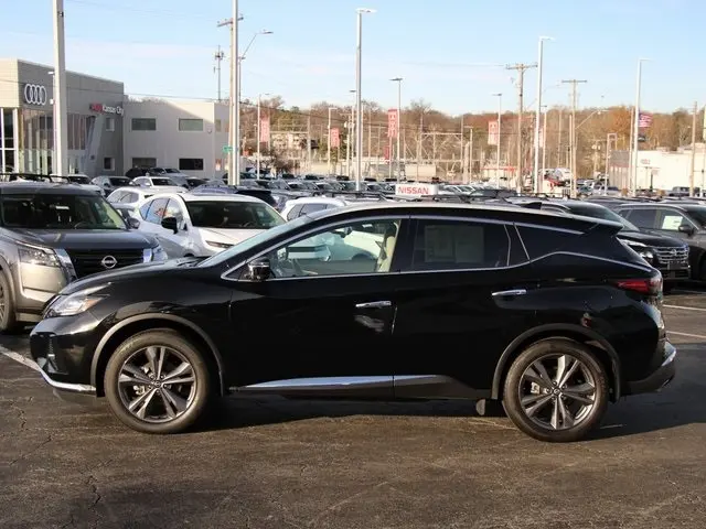Used 2024 Nissan Murano Platinum with VIN 5N1AZ2DSXRC125449 for sale in Kansas City