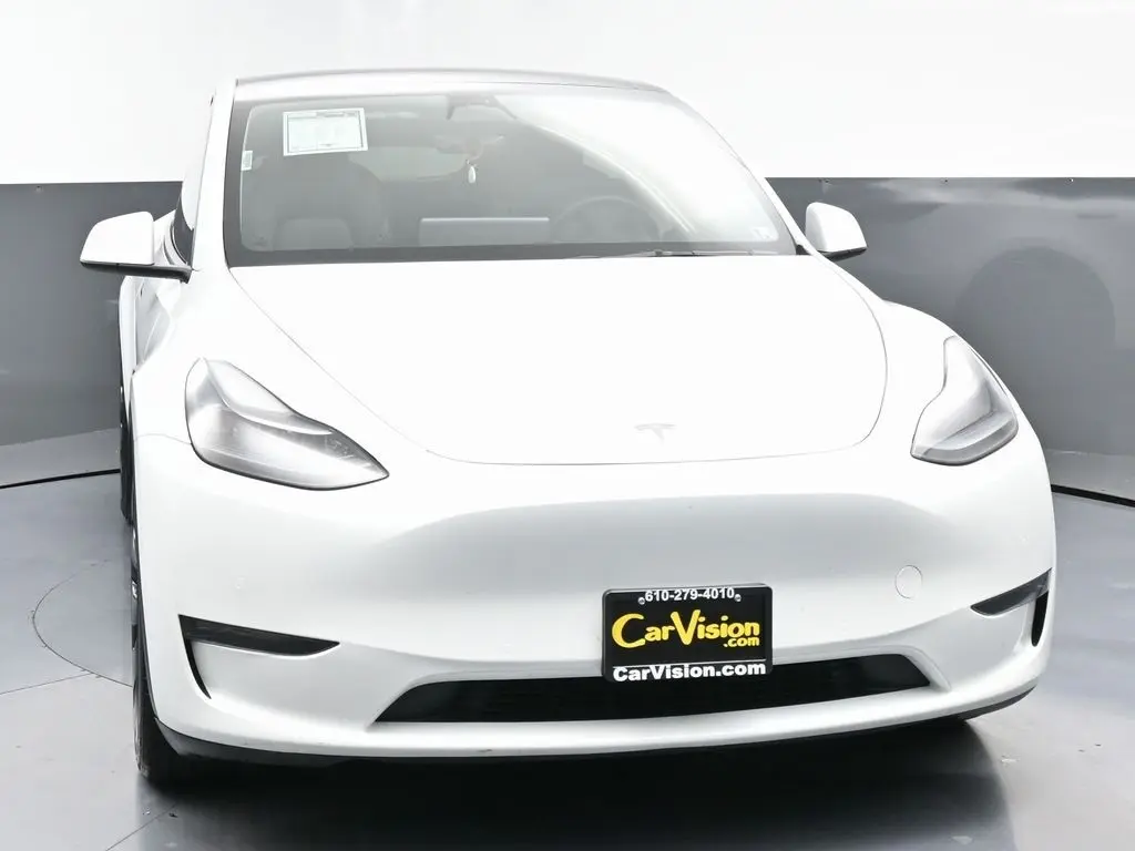 2022 Tesla Model Y Performance photo 3