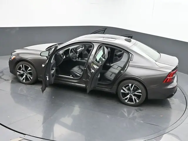 2024 Volvo S60 B5 Core photo 49