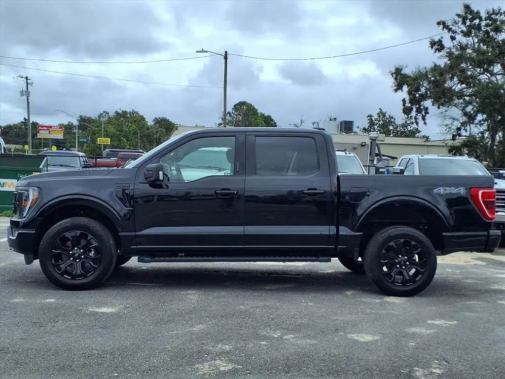 2023 Ford F-150 XLT photo 4