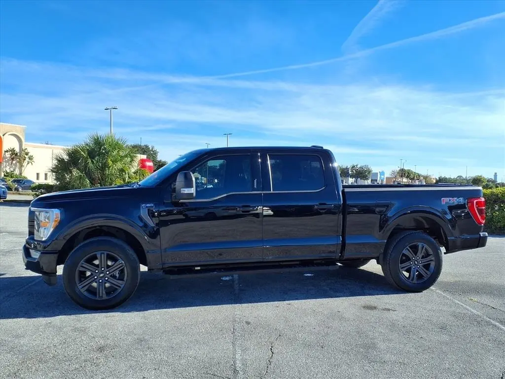 2023 Ford F-150 XLT photo 4