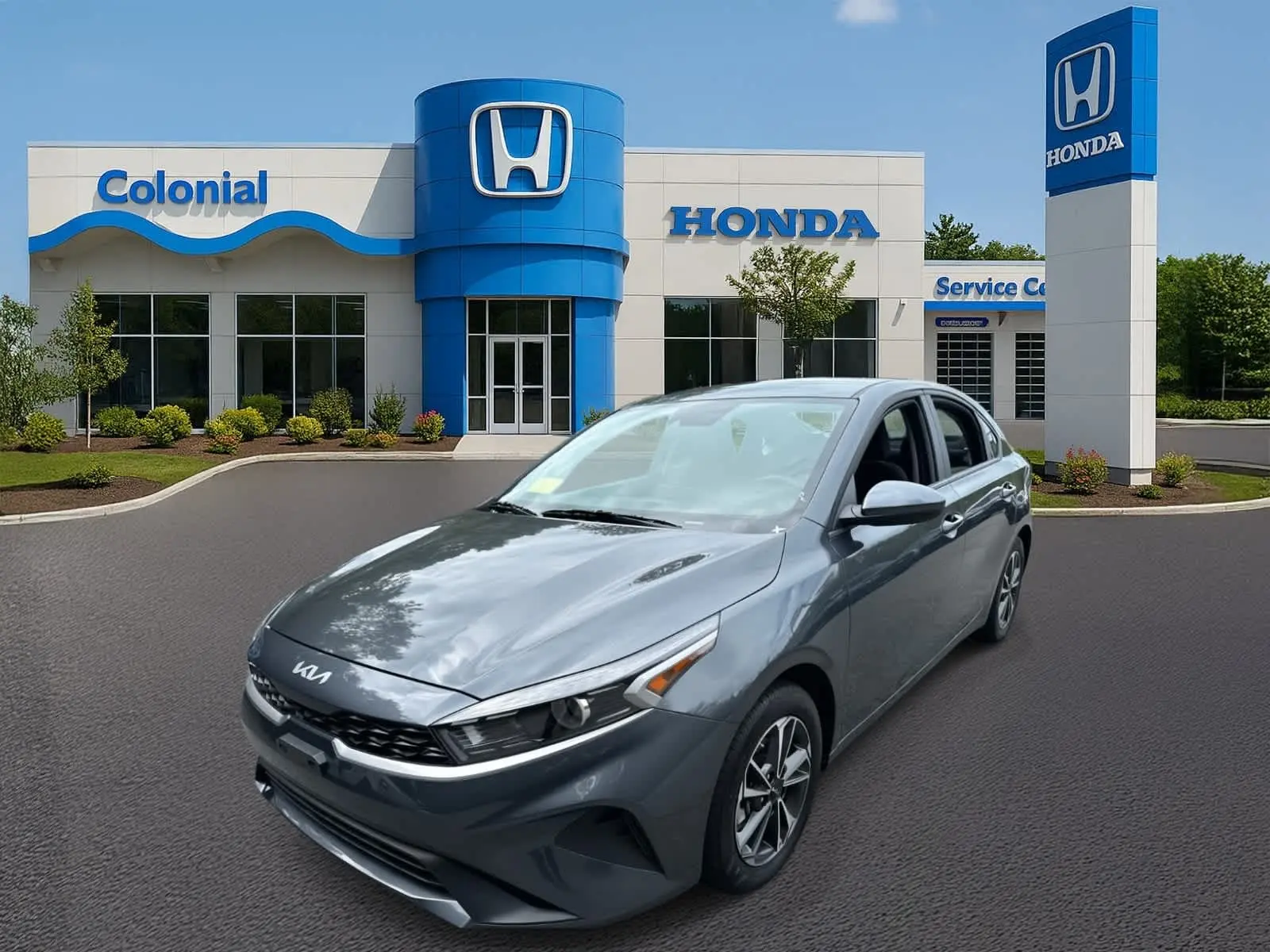 2024 Kia Forte LXS photo 2