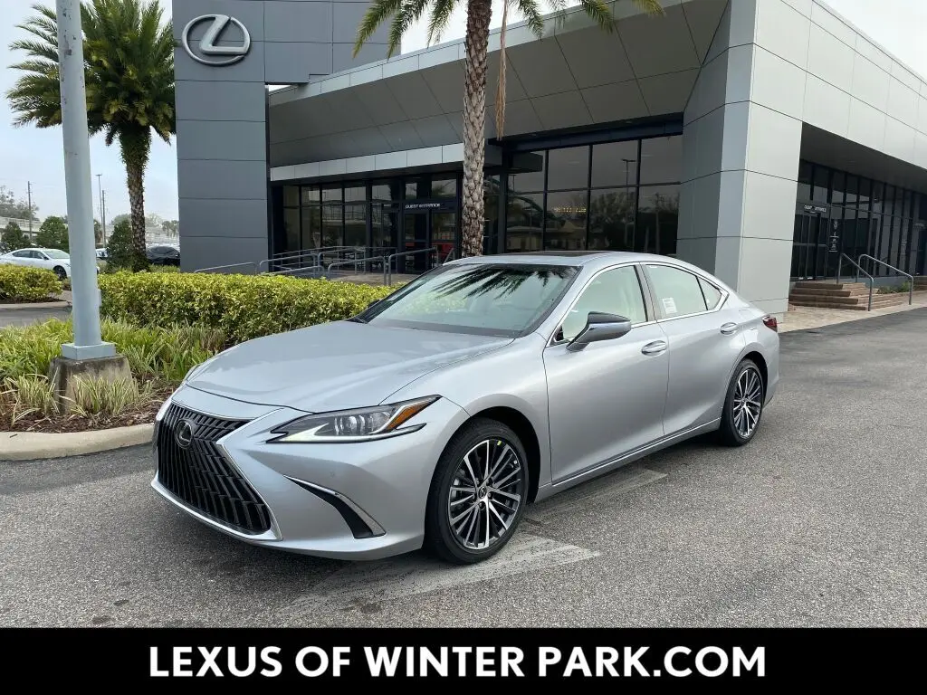 2025 Lexus ES 350's photo