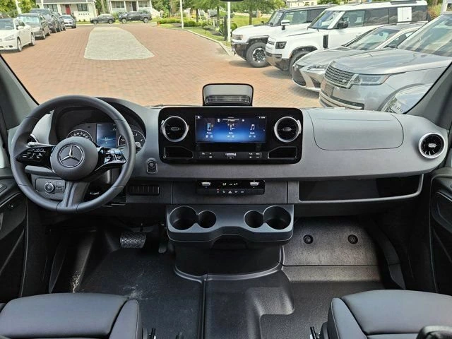 2025 Mercedes-Benz Sprinter Cargo Van Base - Photo 12