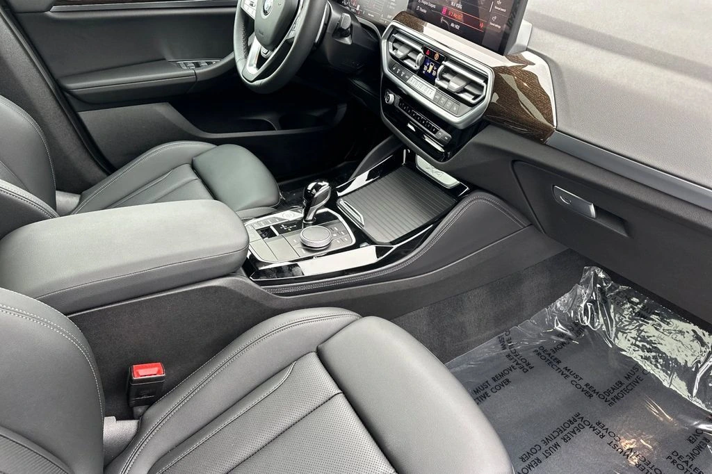 2025 BMW X4 30i - Photo 16