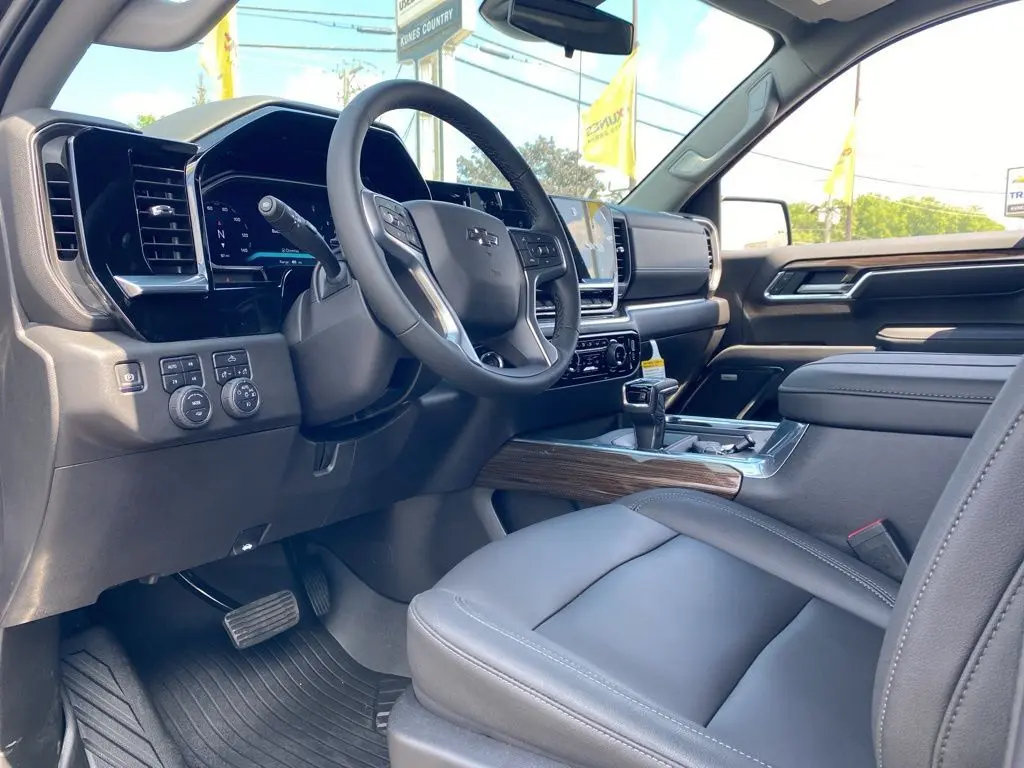 2026 Chevrolet Silverado 1500 LT Trail Boss photo 16