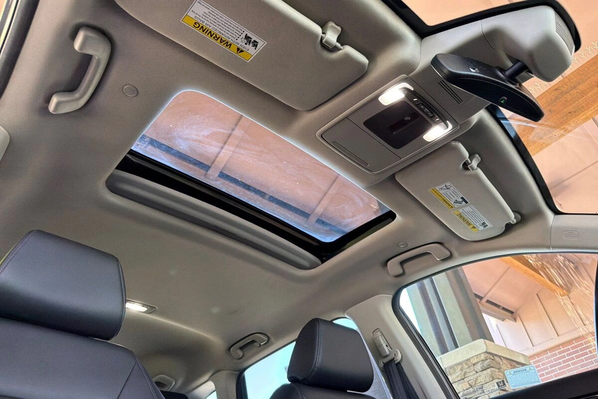 2025 Honda CR-V EX-L - Photo 17