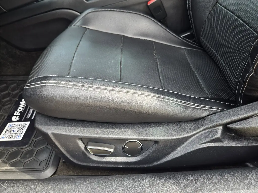 2019 Ford Mustang EcoBoost Premium photo 21