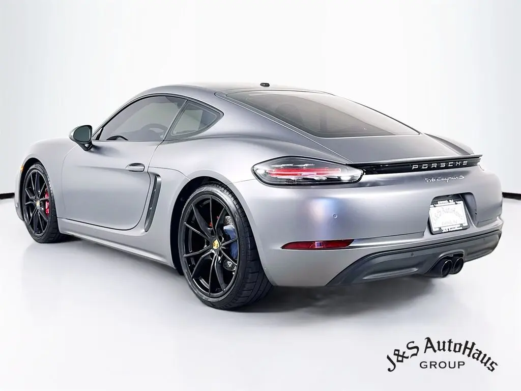 2025 Porsche Cayman S photo 5