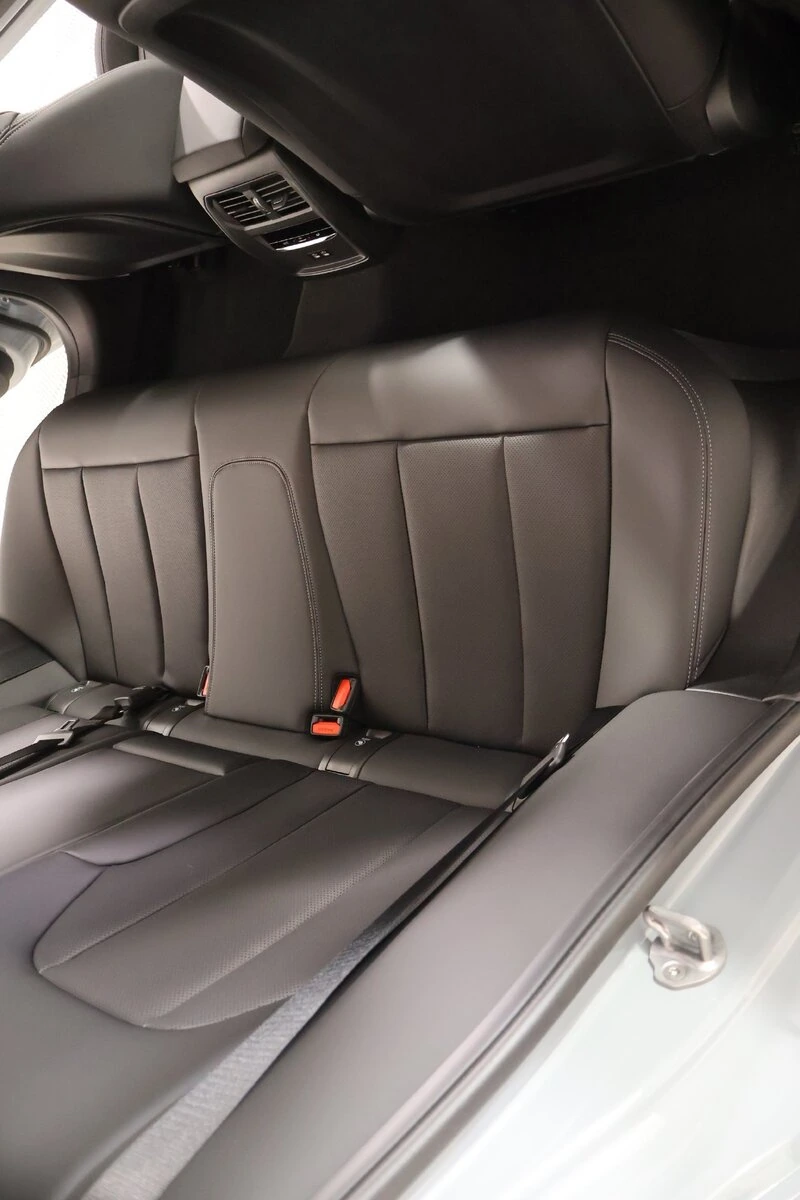 2026 BMW 3 Series 330i - Photo 14