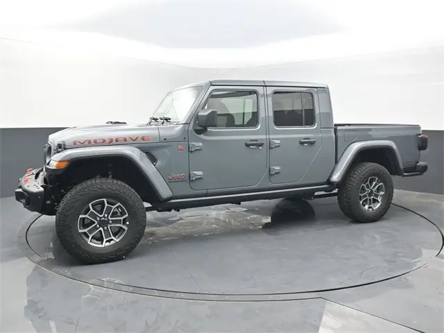 2026 Jeep Gladiator Mojave photo 2