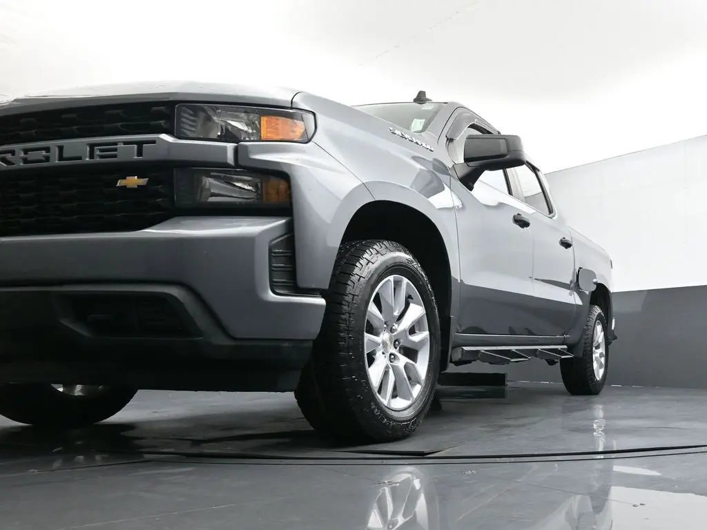 2020 Chevrolet Silverado 1500 Custom photo 35