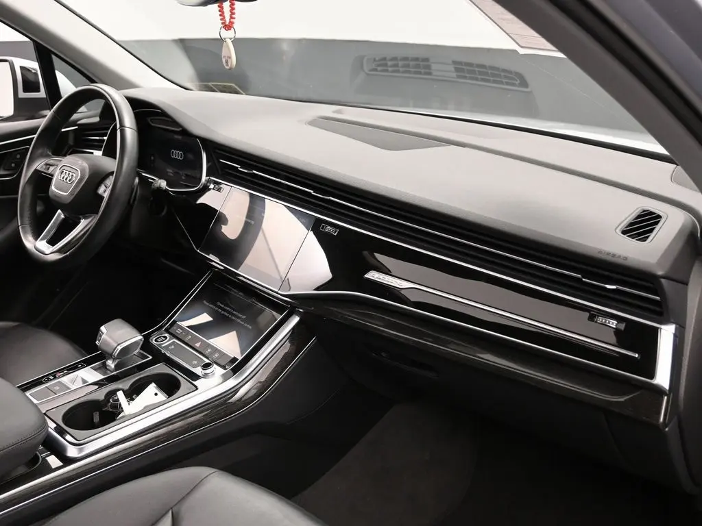 2022 Audi Q7 Premium photo 31