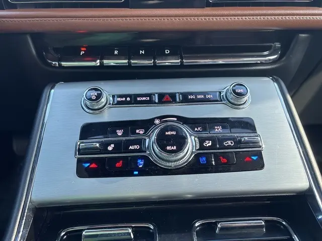 2022 Lincoln Aviator Reserve photo 23