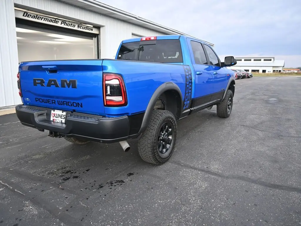 2020 Ram 2500 Power Wagon photo 4