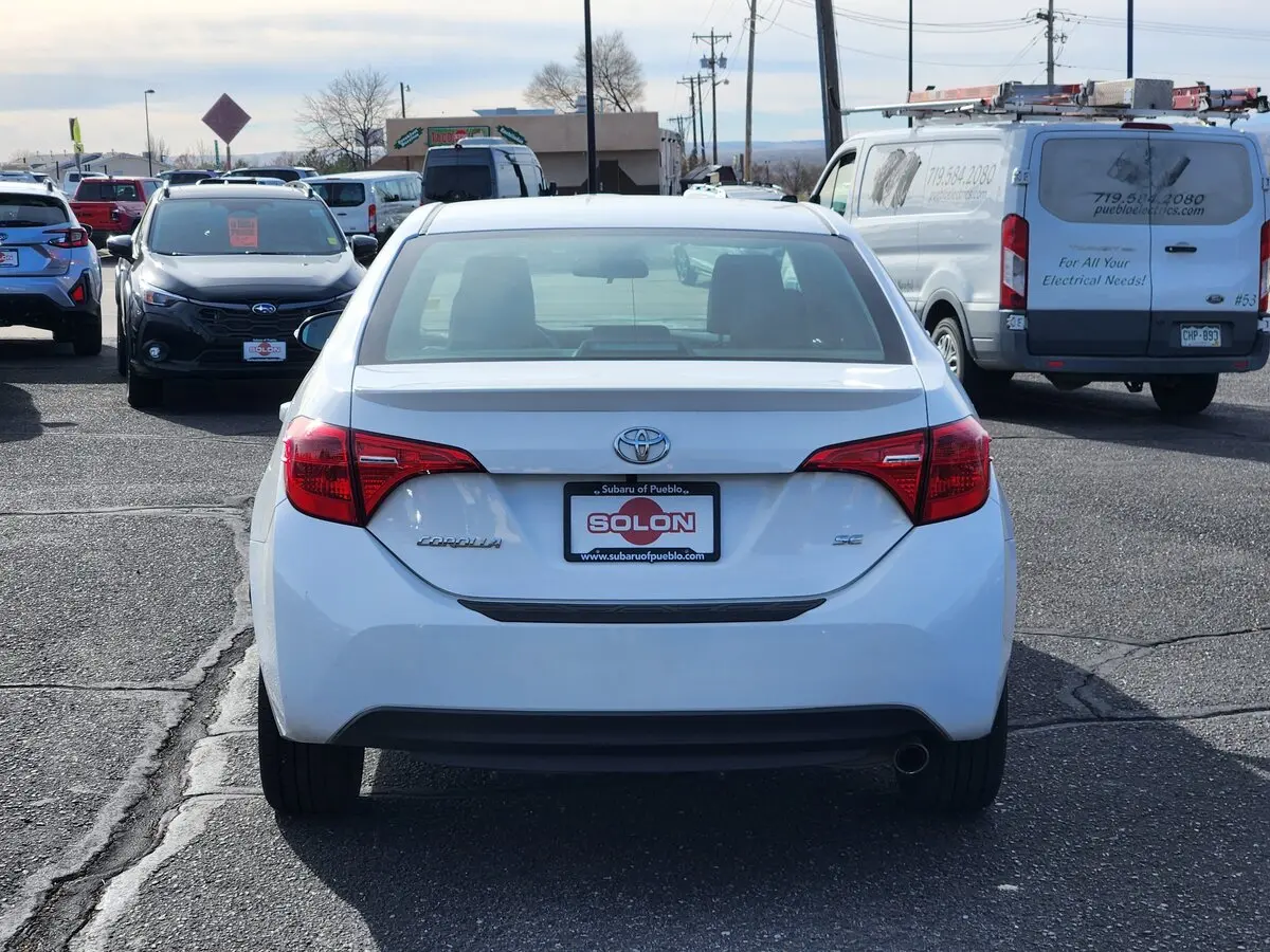 2019 Toyota Corolla SE photo 4
