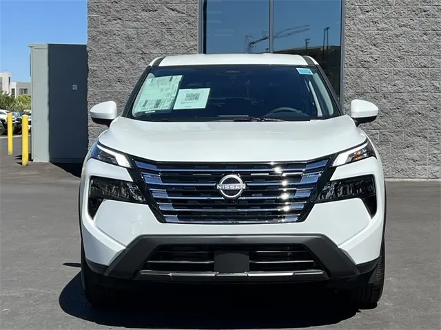 2026 Nissan Rogue SV photo 9