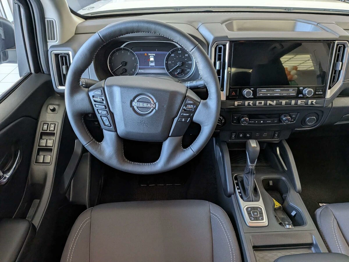 2026 Nissan Frontier SV - Photo 11